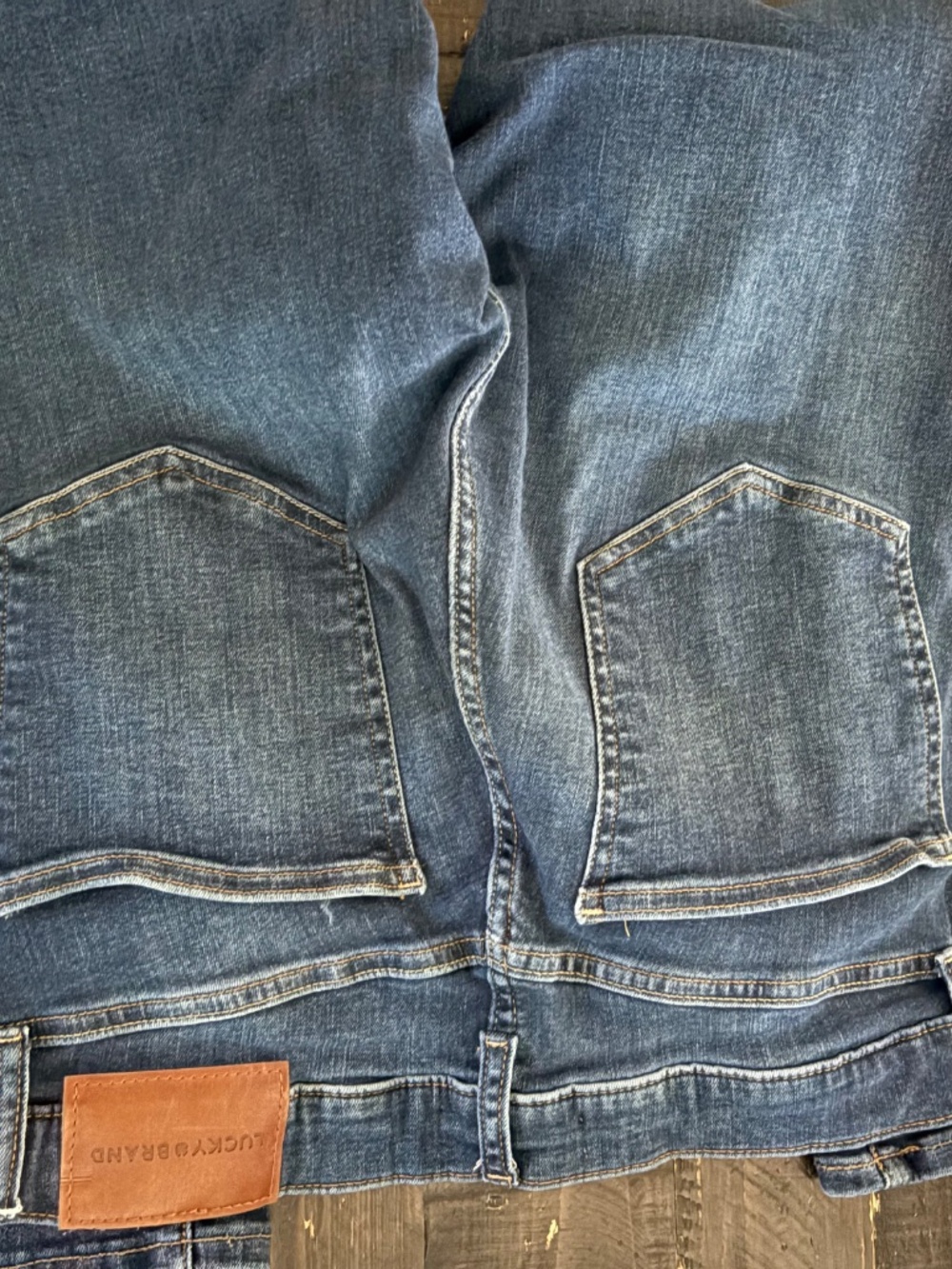 Lucky Brand Ava cut jeans - Picture 3 of 4